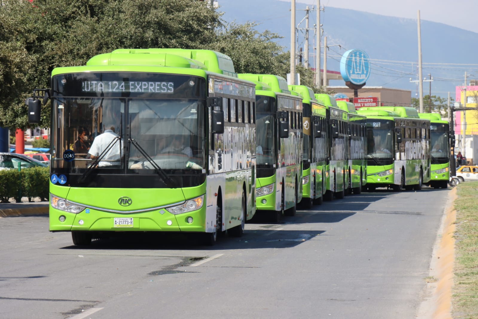 Apodaca Nuevo León despliega camiones Chinos Ankai para mejorar su movilidad urbana
